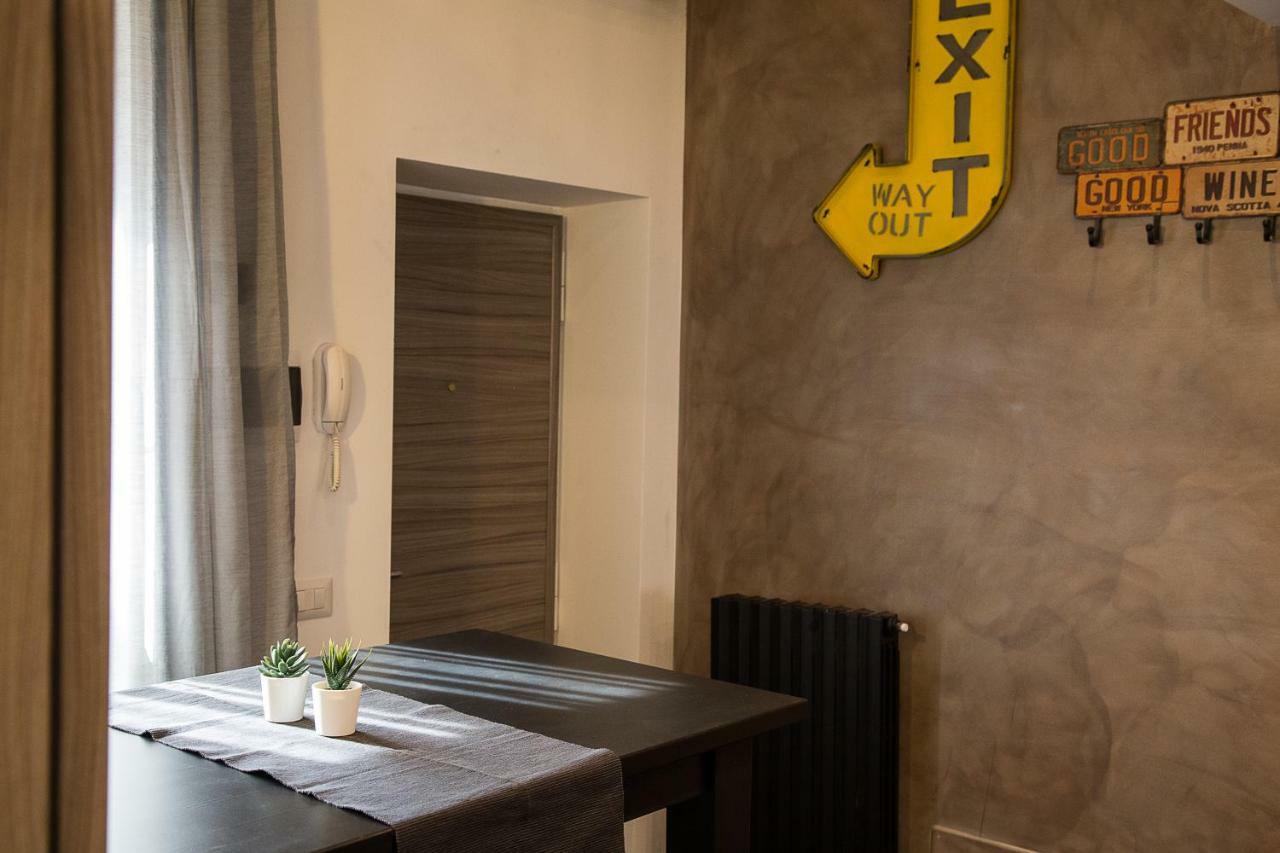 Industrial Apartment Near Duomo มิลาน ภายนอก รูปภาพ