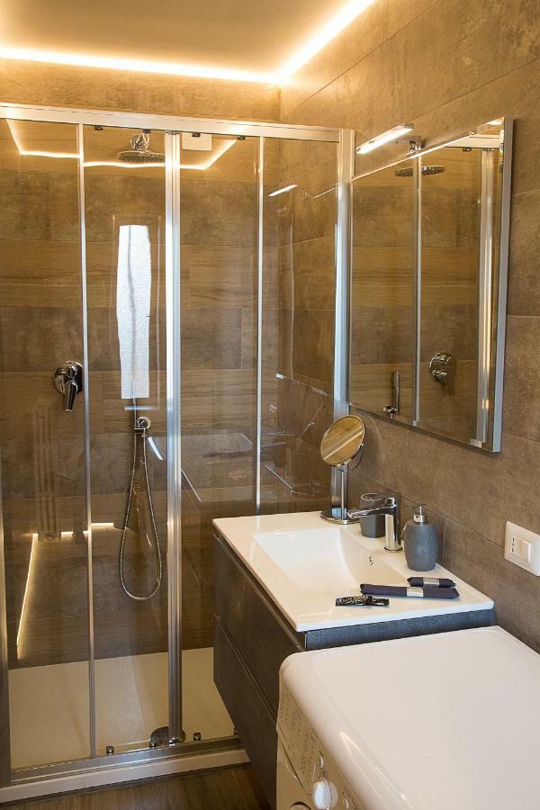 Industrial Apartment Near Duomo มิลาน ภายนอก รูปภาพ